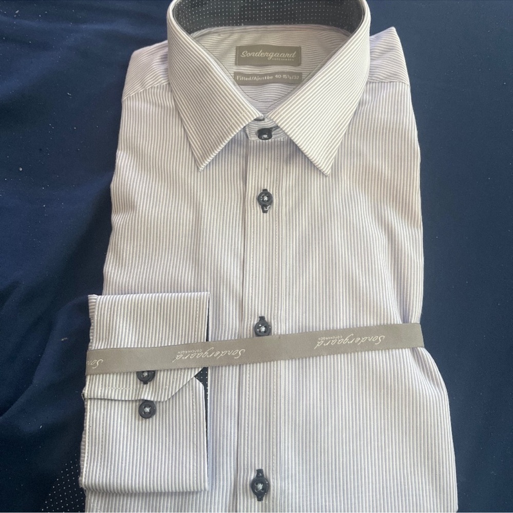 Men’s dress shirt